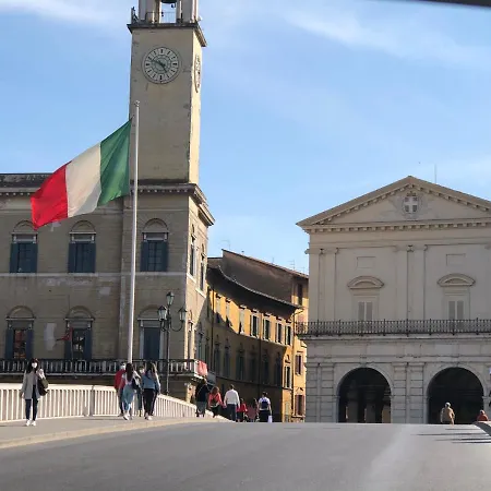 Affittacamere Colombo -vespucci Zone- Пиза